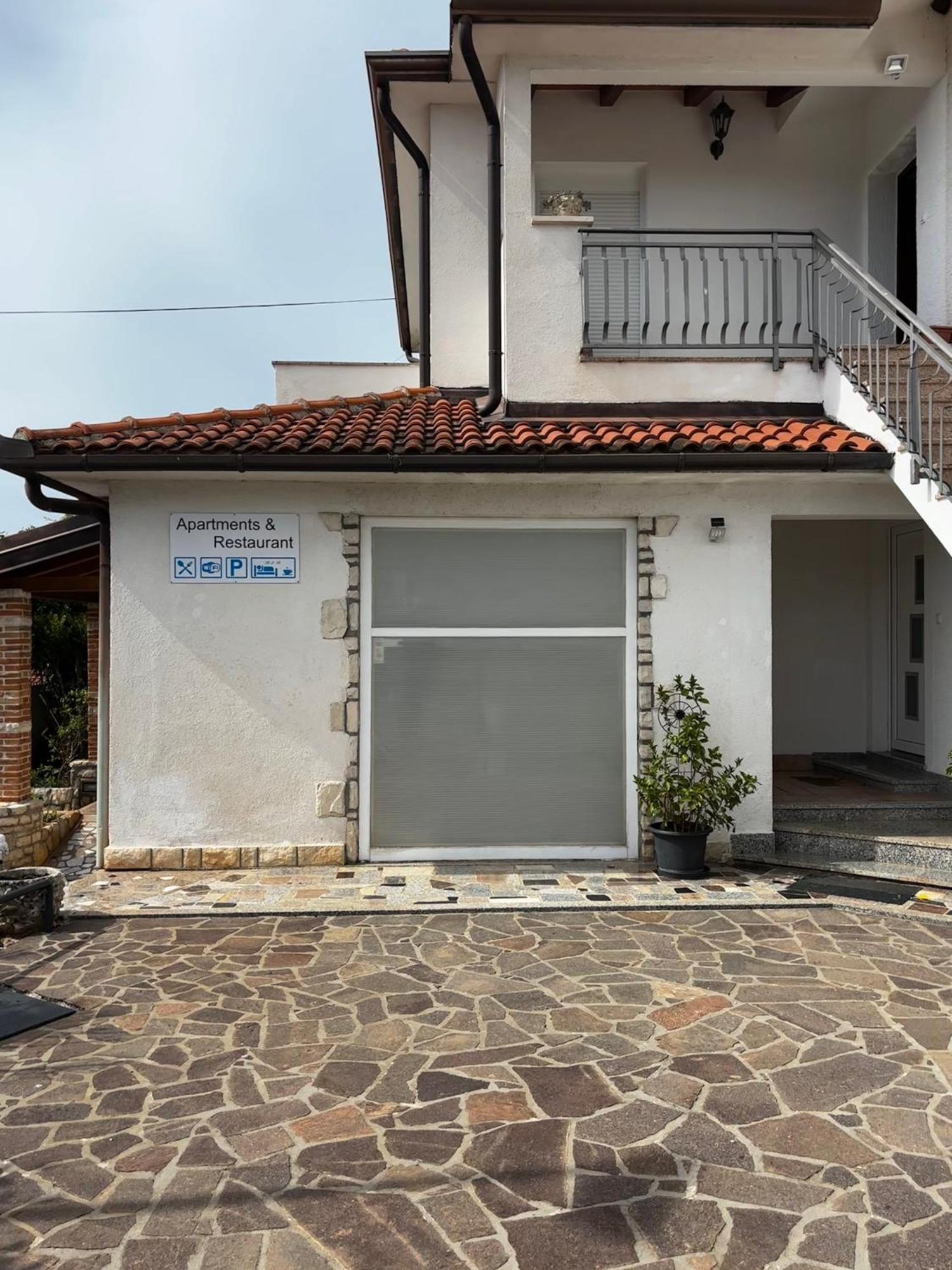 Apartmani Rozi Umag Exterior foto
